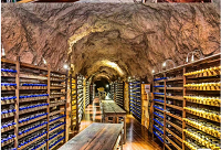 ������߅���[����һ�����صķ��ն��ƽ�